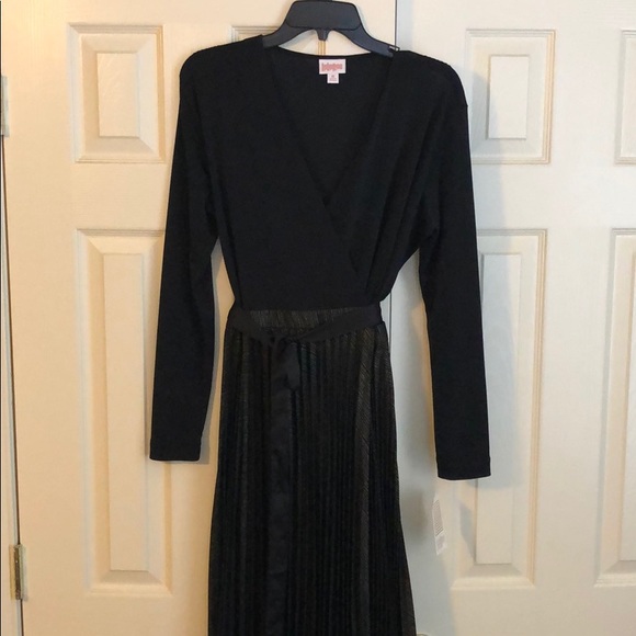 LuLaRoe DeAnne Medium - Picture 1 of 5